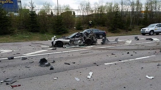 c6-corvette-and-ram-truck-damaged-beyond-repair-in-norway-accident-photo-gallery-medium_1