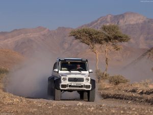 Mercedes-Benz-G63_AMG_6x6_Concept_2013_1280x960_wallpaper_1b