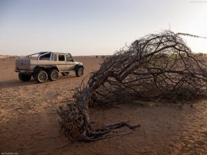 Mercedes-Benz-G63_AMG_6x6_Concept_2013_1280x960_wallpaper_25 (1)