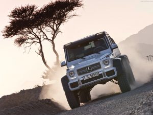 Mercedes-Benz-G63_AMG_6x6_Concept_2013_1280x960_wallpaper_2b