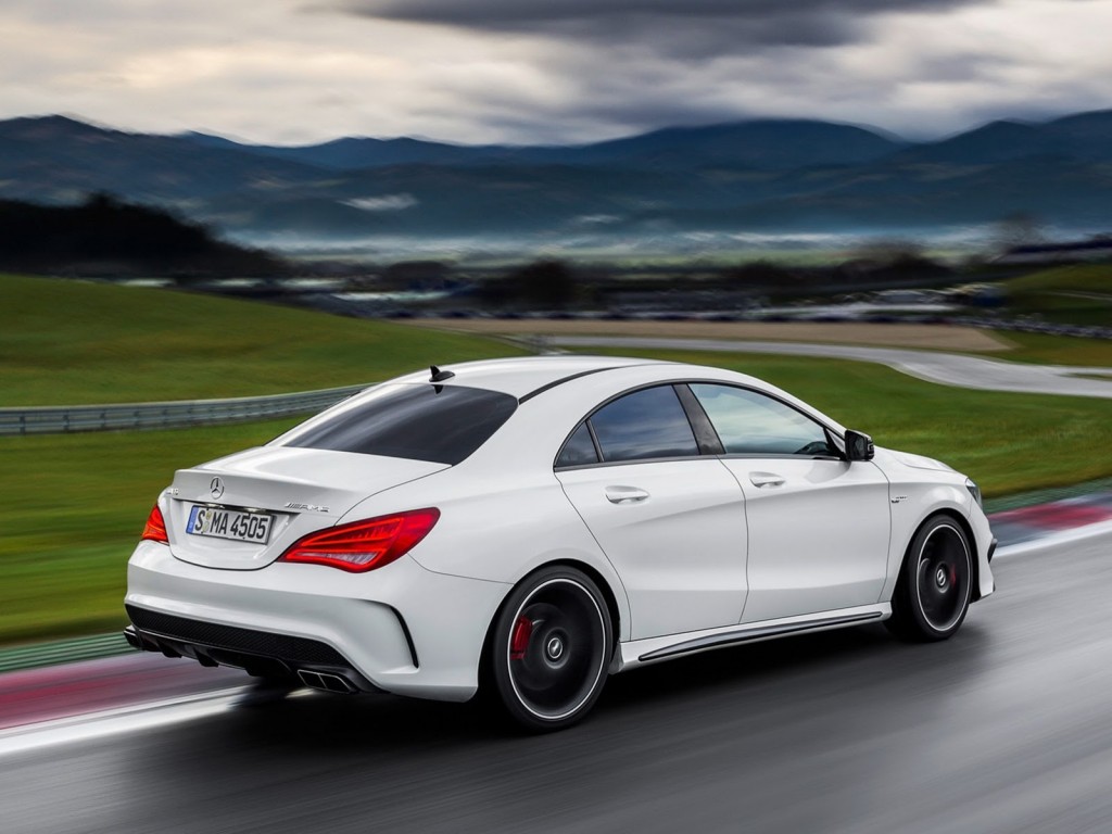 New-Mercedes-CLA-45-AMG-13[2]