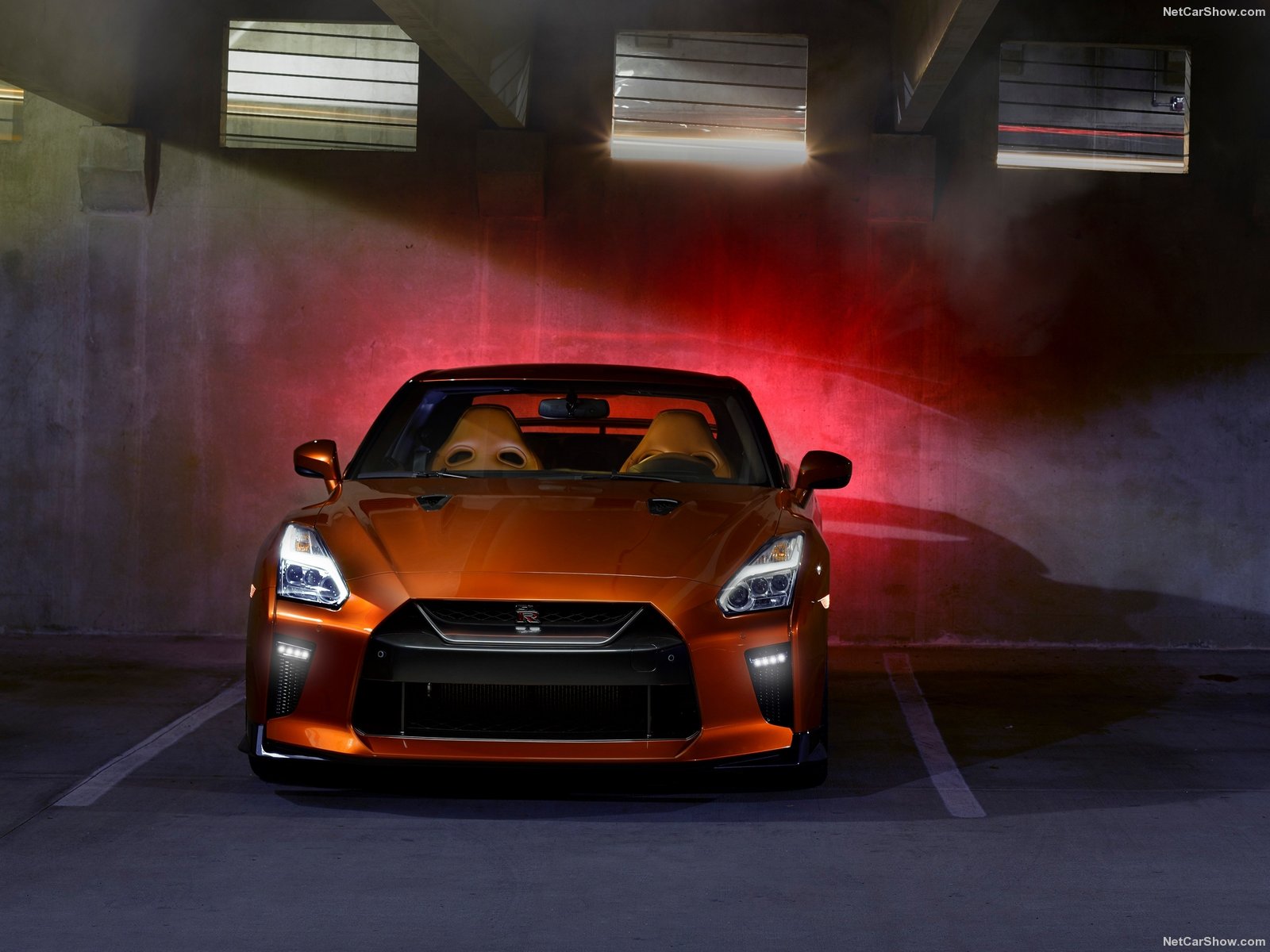 Nissan-GT-R_2017_1600x1200_wallpaper_12